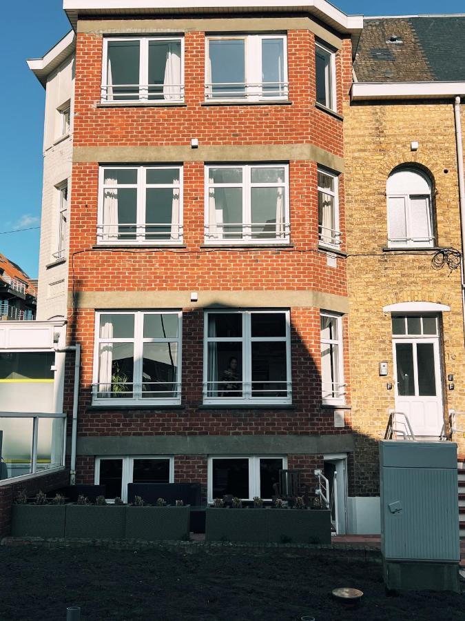 Studio Louis De Panne Exterior photo
